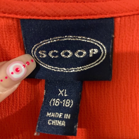 NWOT Scoop NYC red ruffle blouse - Picture 7 of 11